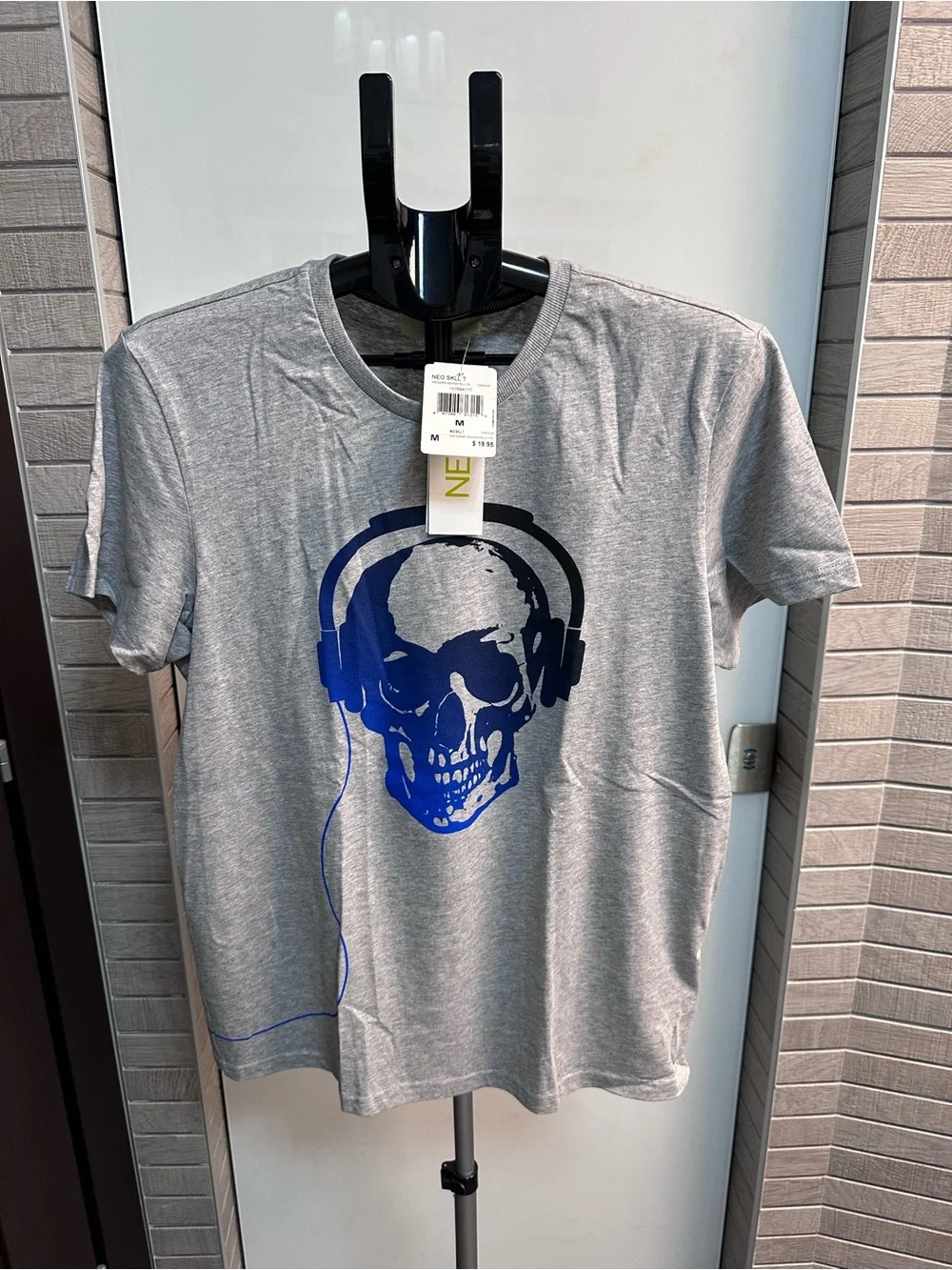 Adidas Vintage NEO Men’s Blue Skull Gray Short Sleeve Tee with Blue Graphic